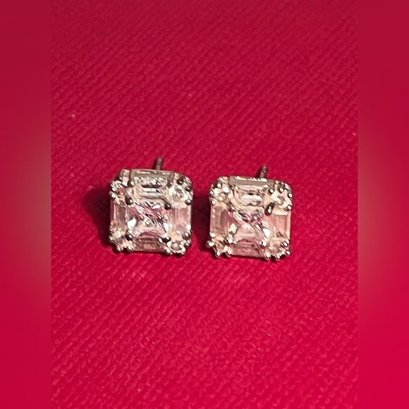 Elegant Silver Stud Earrings ❤️❤️ no box ! - Picture 5 of 7